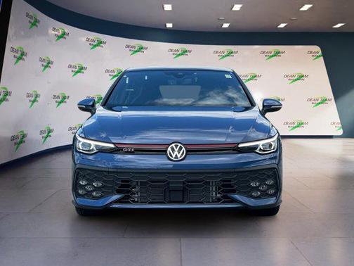 2025 Volkswagen Golf GTI 2.0T SE DSG