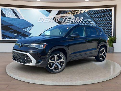Deep Black Pearl 2026 Volkswagen Taos SEL