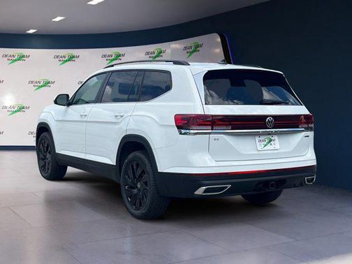 2025 Volkswagen Atlas 2.0T SE w/Technology 4MOTION