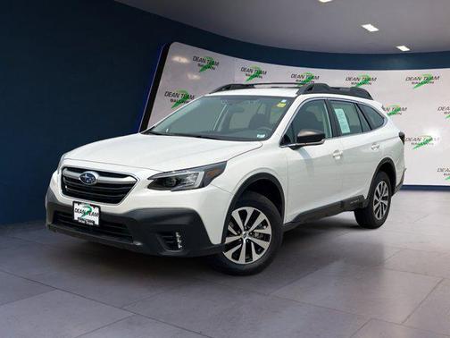 2022 Subaru Outback Base