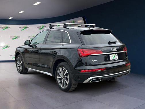 2022 Audi Q5 45 S line Premium Plus