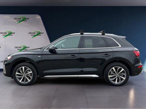 2022 Audi Q5 45 S line Premium Plus