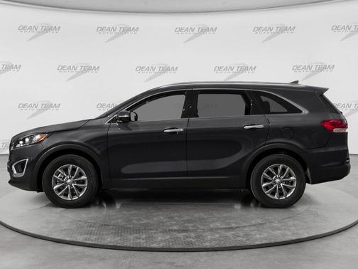 Ebony Black 2018 Kia Sorento LX