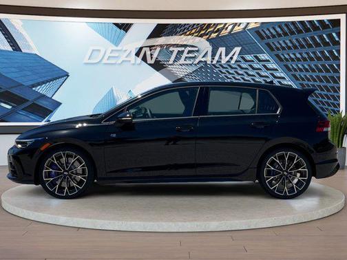 mythos black metallic 2026 Volkswagen Golf R 2.0T DSG