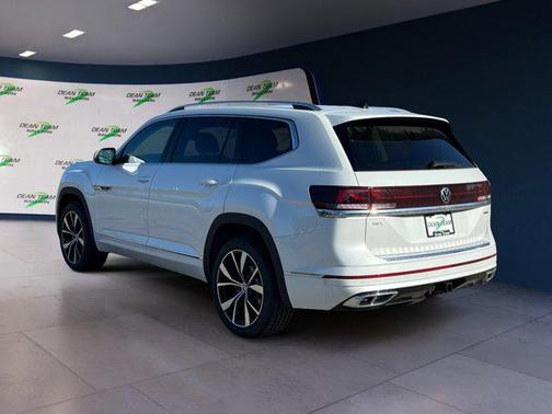 2026 Volkswagen Atlas 2.0T SEL Premium R-Line 4MOTION
