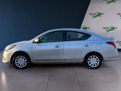 2019 Nissan Versa 1.6 SV