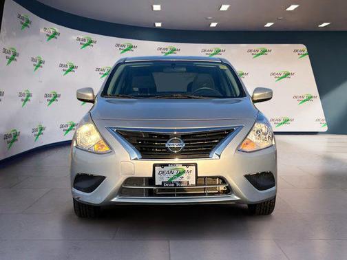 2019 Nissan Versa 1.6 SV