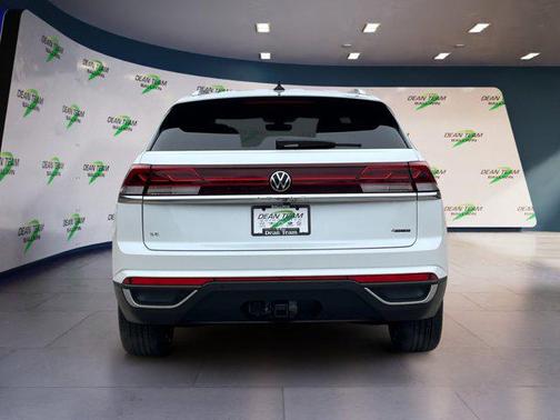 2026 Volkswagen Atlas Cross Sport 2.0T SE w/Technology 4MOTION