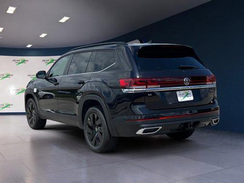 2025 Volkswagen Atlas 2.0T SE w/Technology 4MOTION