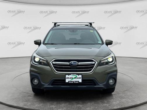 Wilderness Green Metallic 2019 Subaru Outback 3.6R Touring