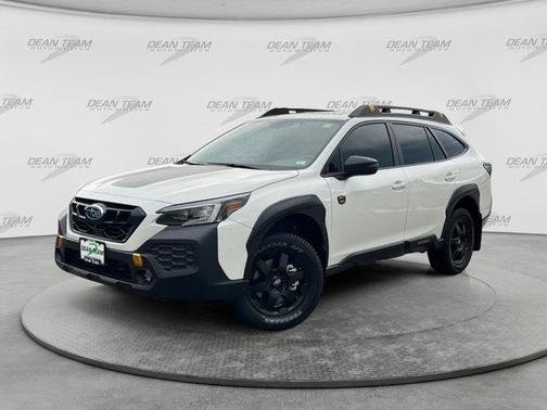 Crystal White Pearl 2025 Subaru Outback Wilderness