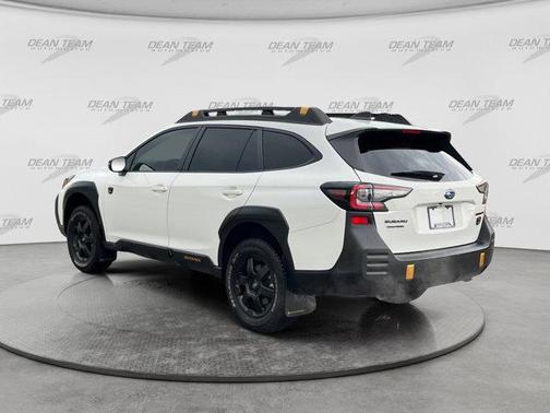 Crystal White Pearl 2025 Subaru Outback Wilderness