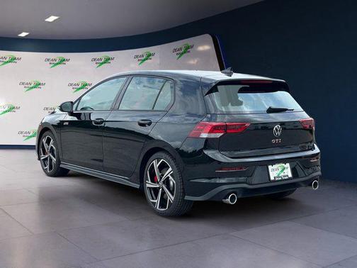 2025 Volkswagen Golf GTI 2.0T SE DSG