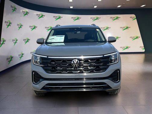 2026 Volkswagen Atlas 2.0T SEL Premium R-Line 4MOTION