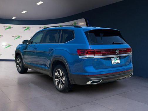 2025 Volkswagen Atlas 2.0T SE