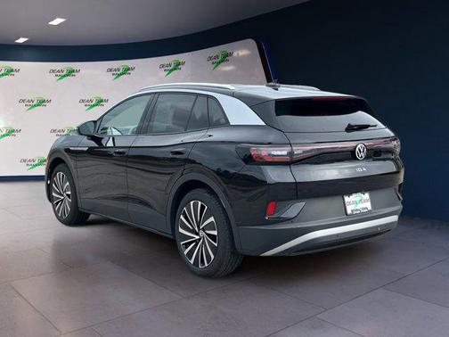 2023 Volkswagen ID.4 Pro S Plus