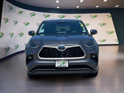 2021 Toyota Highlander Hybrid LE