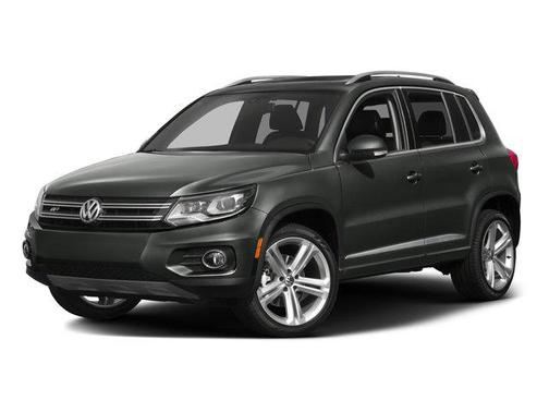 Deep Black Pearl 2016 Volkswagen Tiguan SE