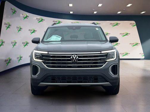 2025 Volkswagen Atlas 2.0T SE w/Technology 4MOTION