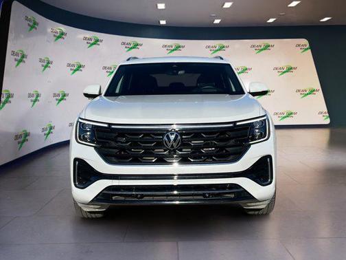 2025 Volkswagen Atlas Cross Sport 2.0T SEL Premium