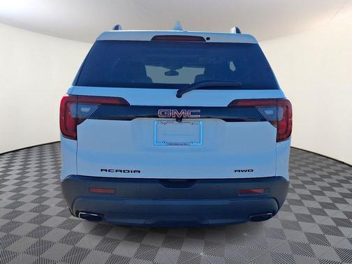 2021 GMC Acadia AWD SLT