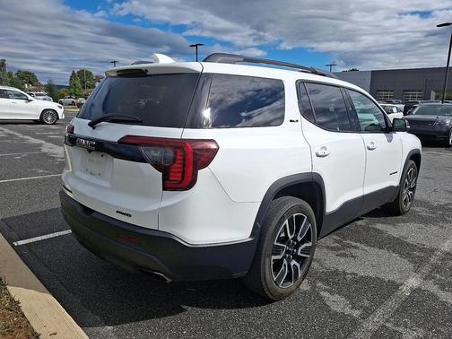 2021 GMC Acadia AWD SLT