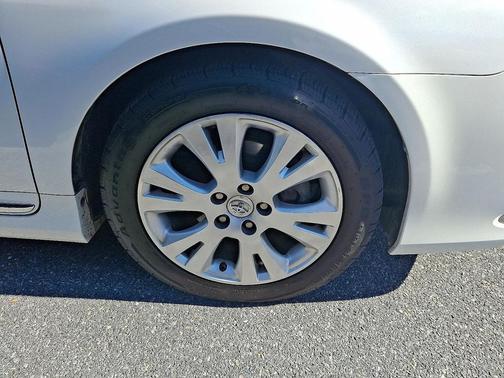 2011 Toyota Avalon Limited