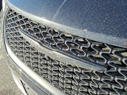 2021 Chrysler Pacifica Touring