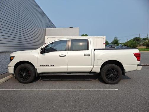 2018 Nissan Titan SL