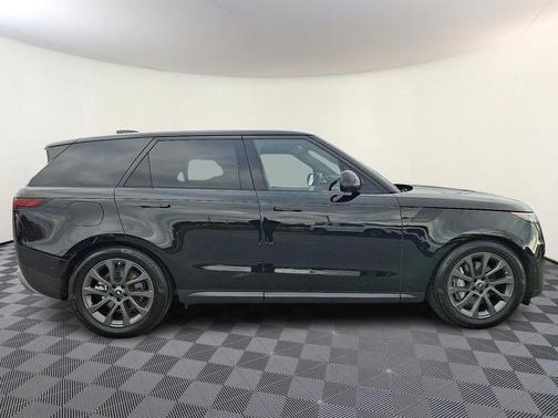 2025 Land Rover Range Rover Sport P360 S