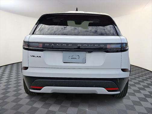 2026 Land Rover Range Rover Velar P250 SE R-Dynamic