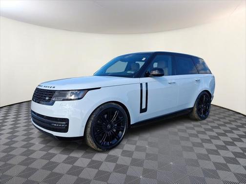 2025 Land Rover Range Rover P400 SE
