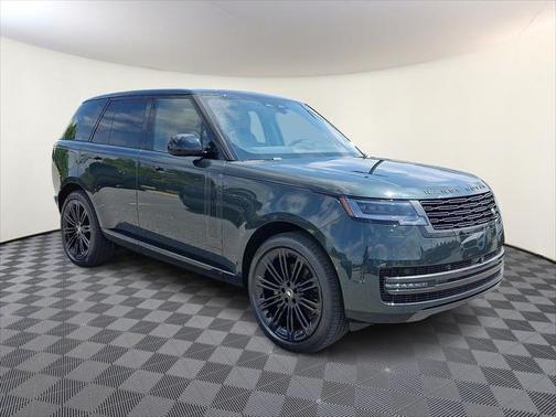 2025 Land Rover Range Rover P400 SE
