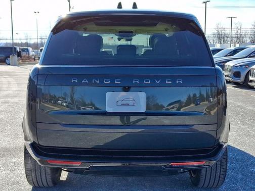 2026 Land Rover Range Rover P400 SE