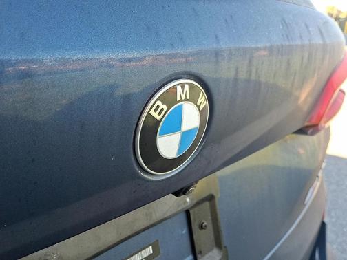 2021 BMW X5 M50i