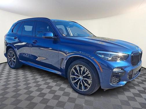 2021 BMW X5 M50i