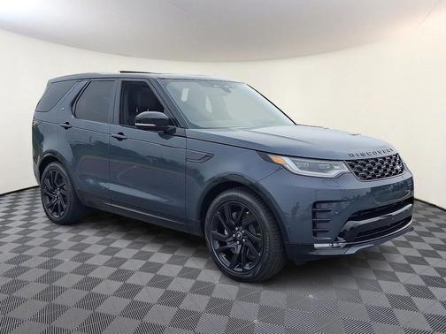 2025 Land Rover Discovery P300 Dynamic SE