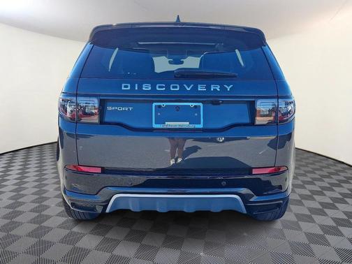 2025 Land Rover Discovery Sport S