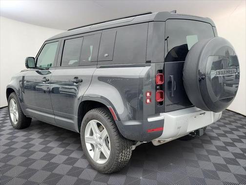 2024 Land Rover Defender 110 P400 S