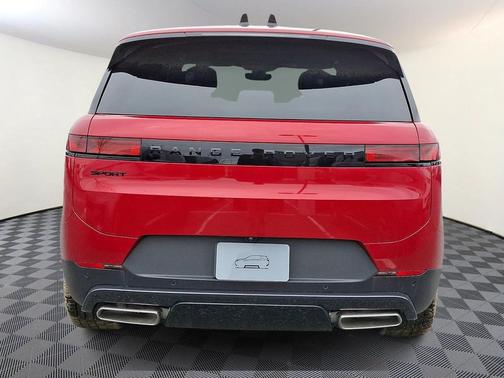 2025 Land Rover Range Rover Sport SE