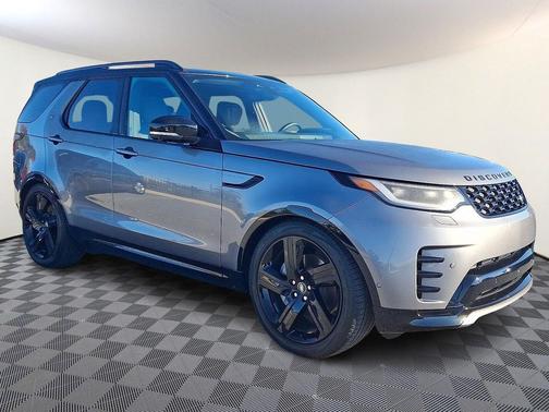 2024 Land Rover Discovery P300 Dynamic SE
