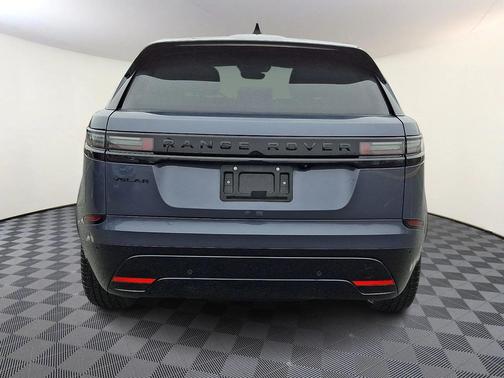 2025 Land Rover Range Rover Velar P400 Dynamic SE