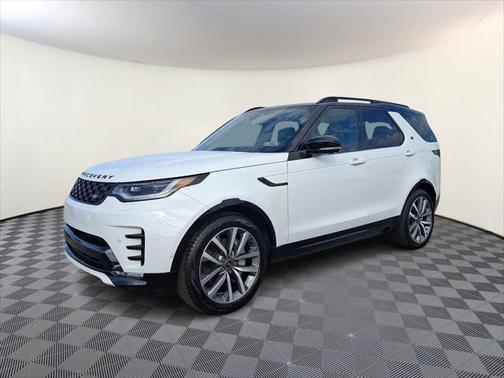 2025 Land Rover Discovery Dynamic SE