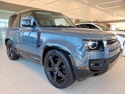 2024 Land Rover Defender 90 P400 X-Dynamic SE
