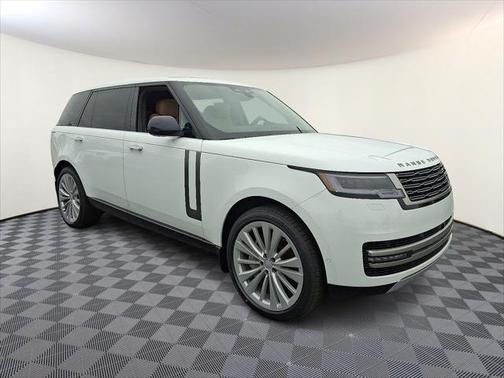 2025 Land Rover Range Rover P530 SE 7 Seat