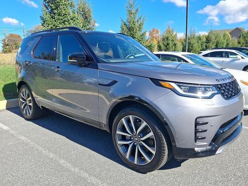 2025 Land Rover Discovery P300 Dynamic SE