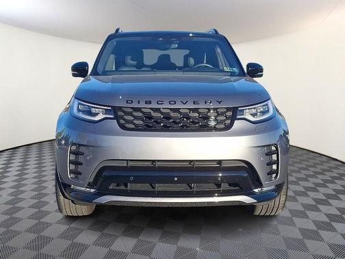 2025 Land Rover Discovery P300 Dynamic SE