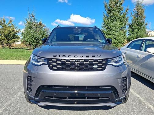 2025 Land Rover Discovery P300 Dynamic SE