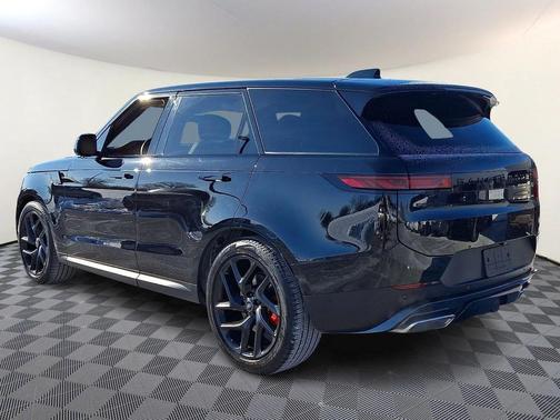 2024 Land Rover Range Rover Sport SE