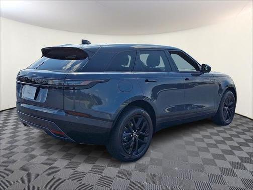 2026 Land Rover Range Rover Velar P250 SE R-Dynamic